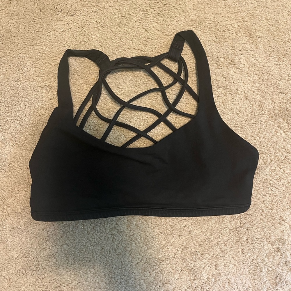 Lululemon sports bra